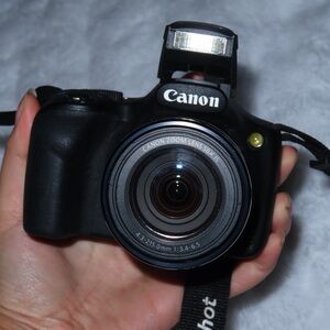 Canon Black Digital Bridge Camera with Built-In Flash